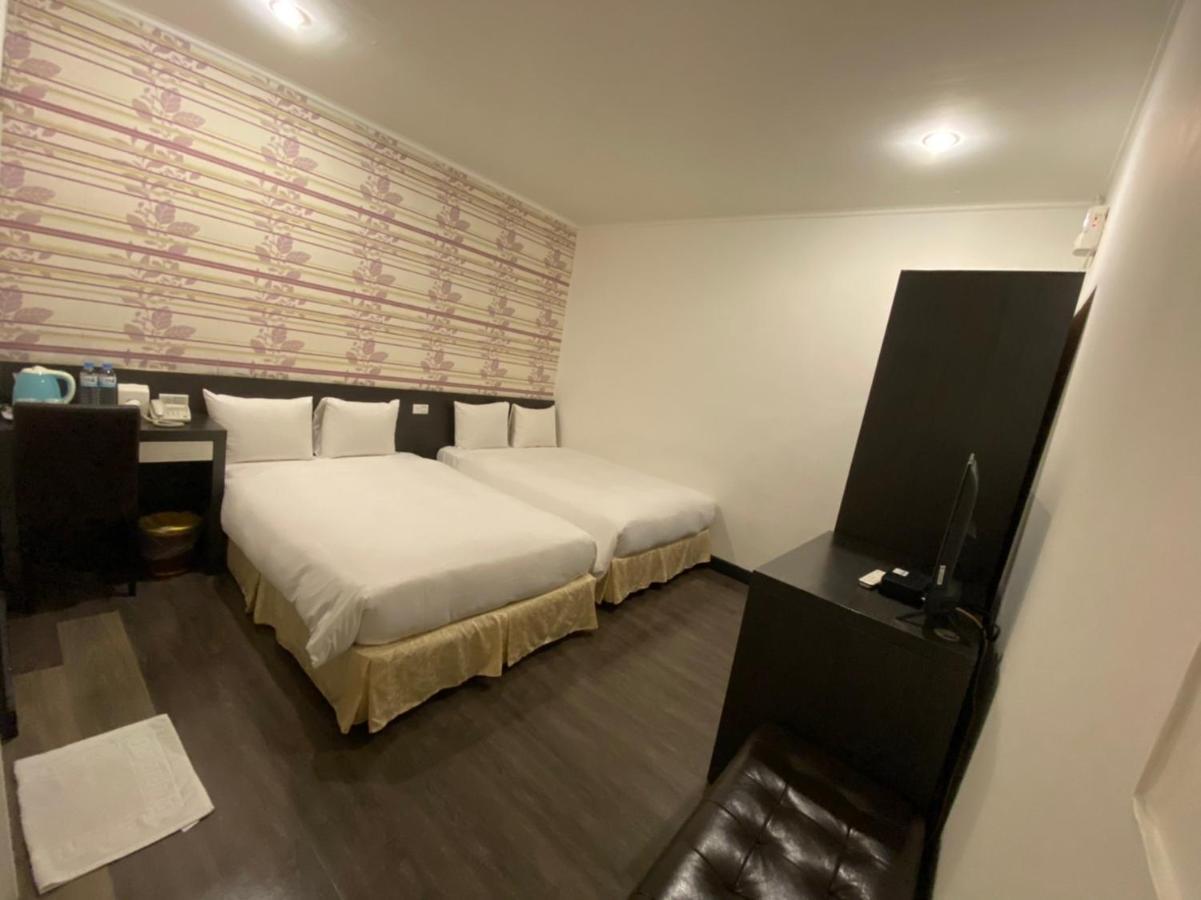 Queens Hotel Тайбей Екстер'єр фото