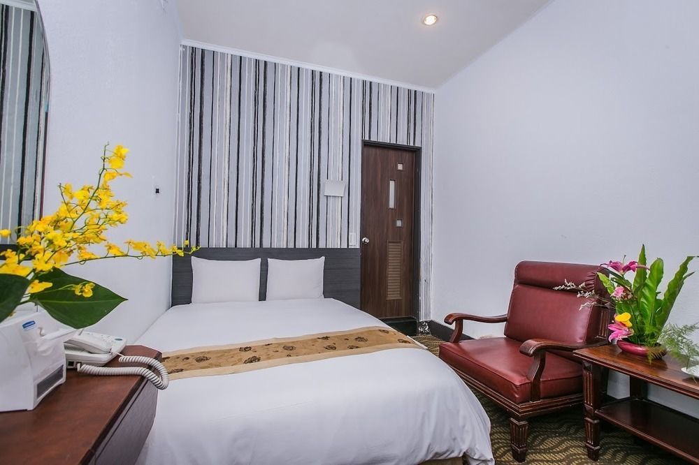 Queens Hotel Тайбей Екстер'єр фото